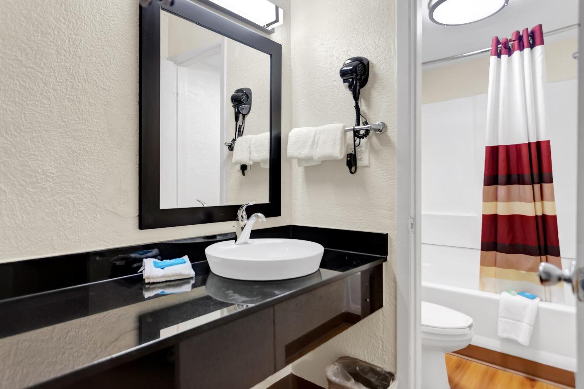 Qubed San Antonio Hotel Luaran gambar